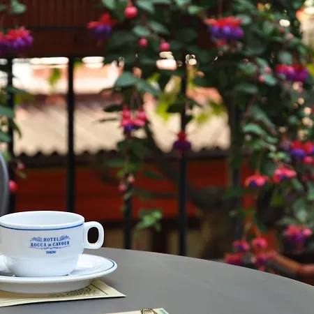Hotel Roma E Rocca Cavour