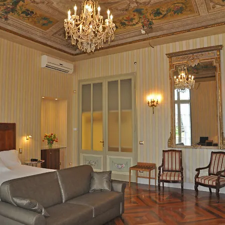 Roma E Rocca Cavour Turin