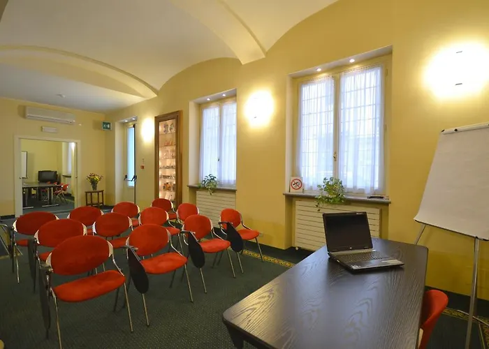 Hotel Roma E Rocca Cavour 3*