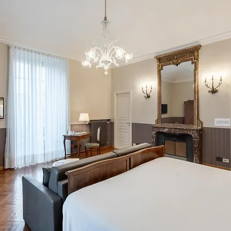 Roma E Rocca Cavour 3* Turín