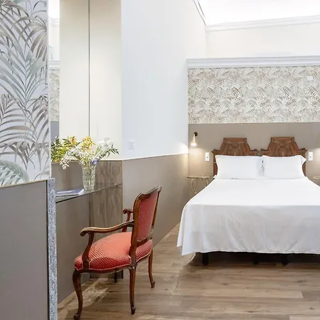 Hotel Roma E Rocca Cavour 3*