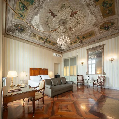 Roma E Rocca Cavour Hotel