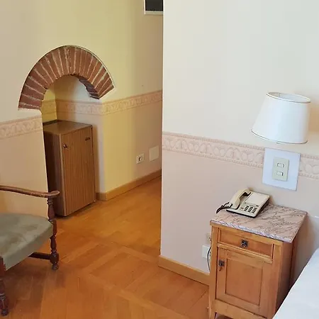 Roma E Rocca Cavour Hotel Turyn
