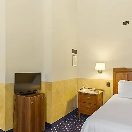 Hotell Roma E Rocca Cavour
