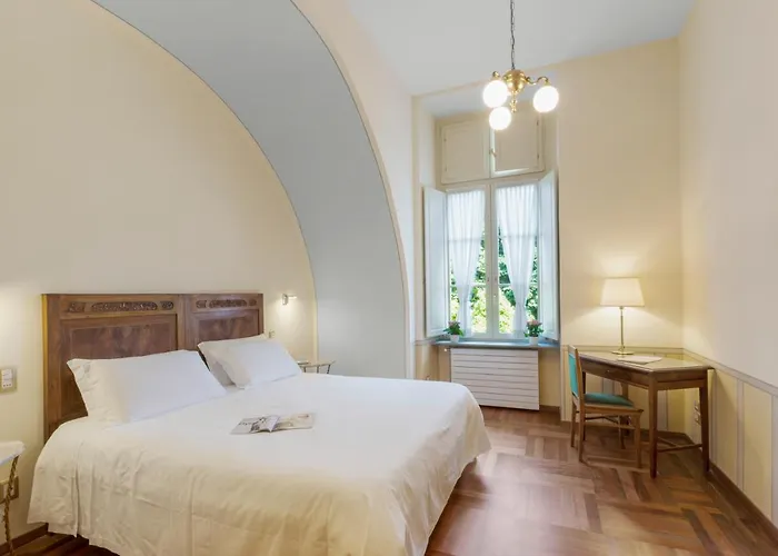 Hotell Roma E Rocca Cavour