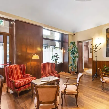 Hotel Roma E Rocca Cavour