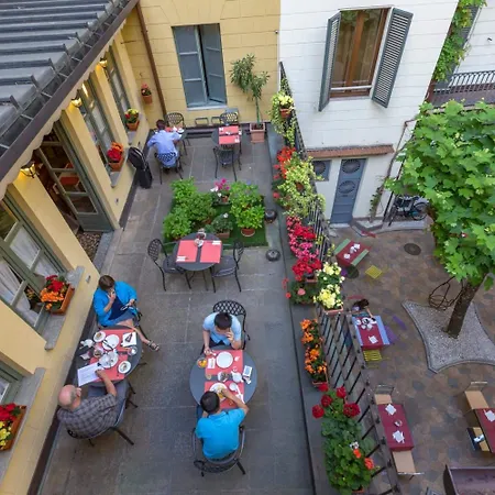 Roma E Rocca Cavour 3* Turin