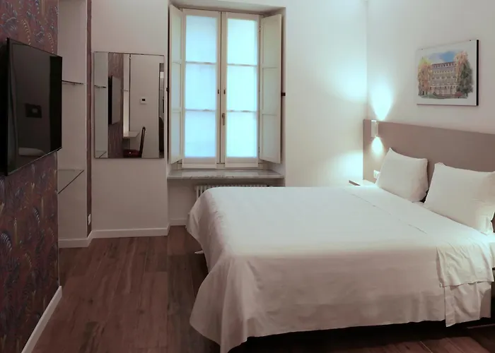 Roma E Rocca Cavour Torino