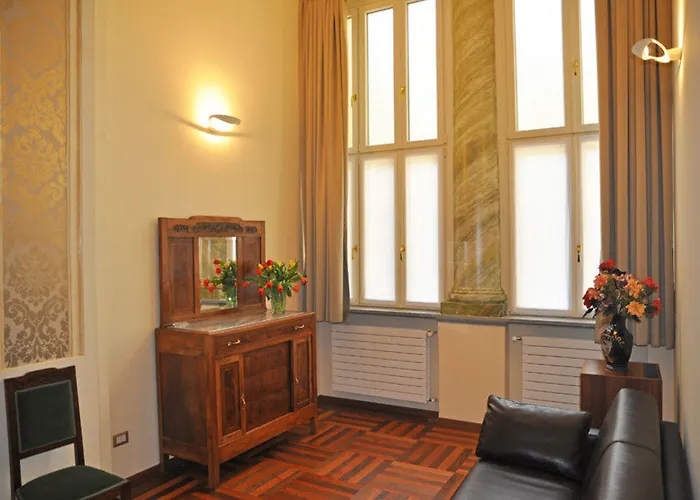 Roma E Rocca Cavour 3* Turim